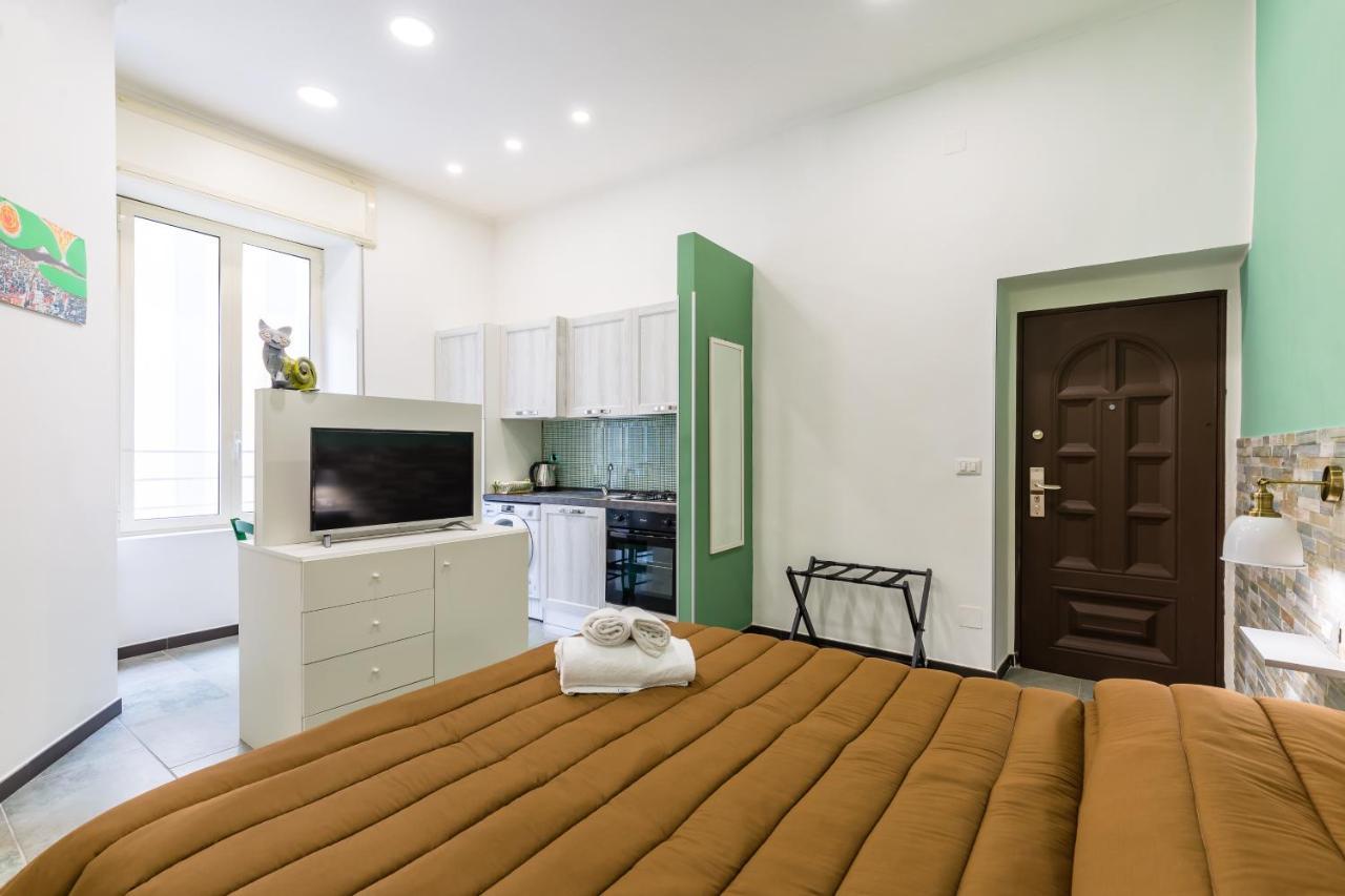 Gelso Complex Studios And Flat By Napoliapartments Exterior photo