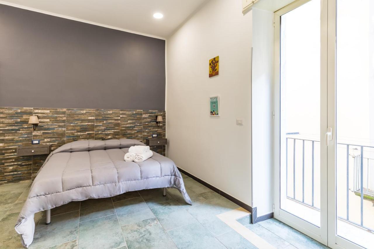 Gelso Complex Studios And Flat By Napoliapartments Exterior photo