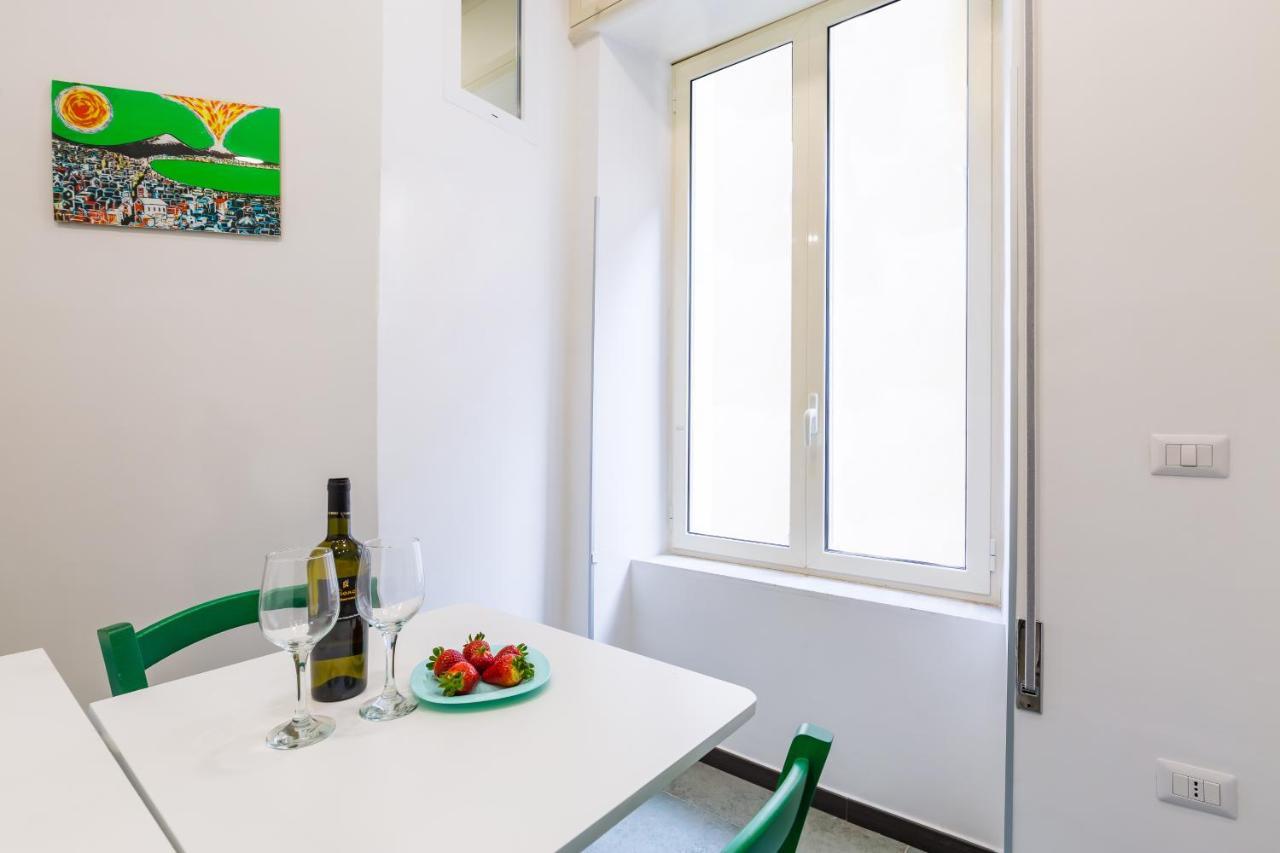 Gelso Complex Studios And Flat By Napoliapartments Exterior photo
