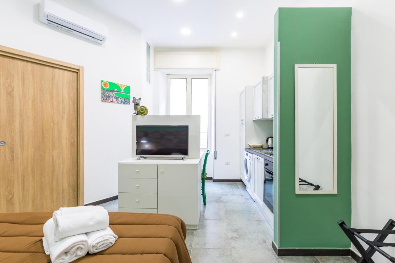 Gelso Complex Studios And Flat By Napoliapartments Exterior photo