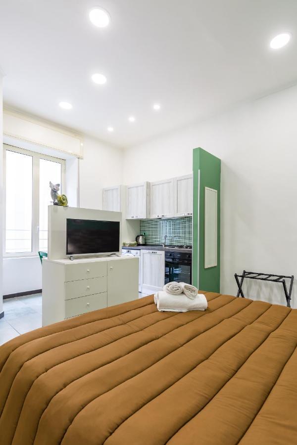 Gelso Complex Studios And Flat By Napoliapartments Exterior photo