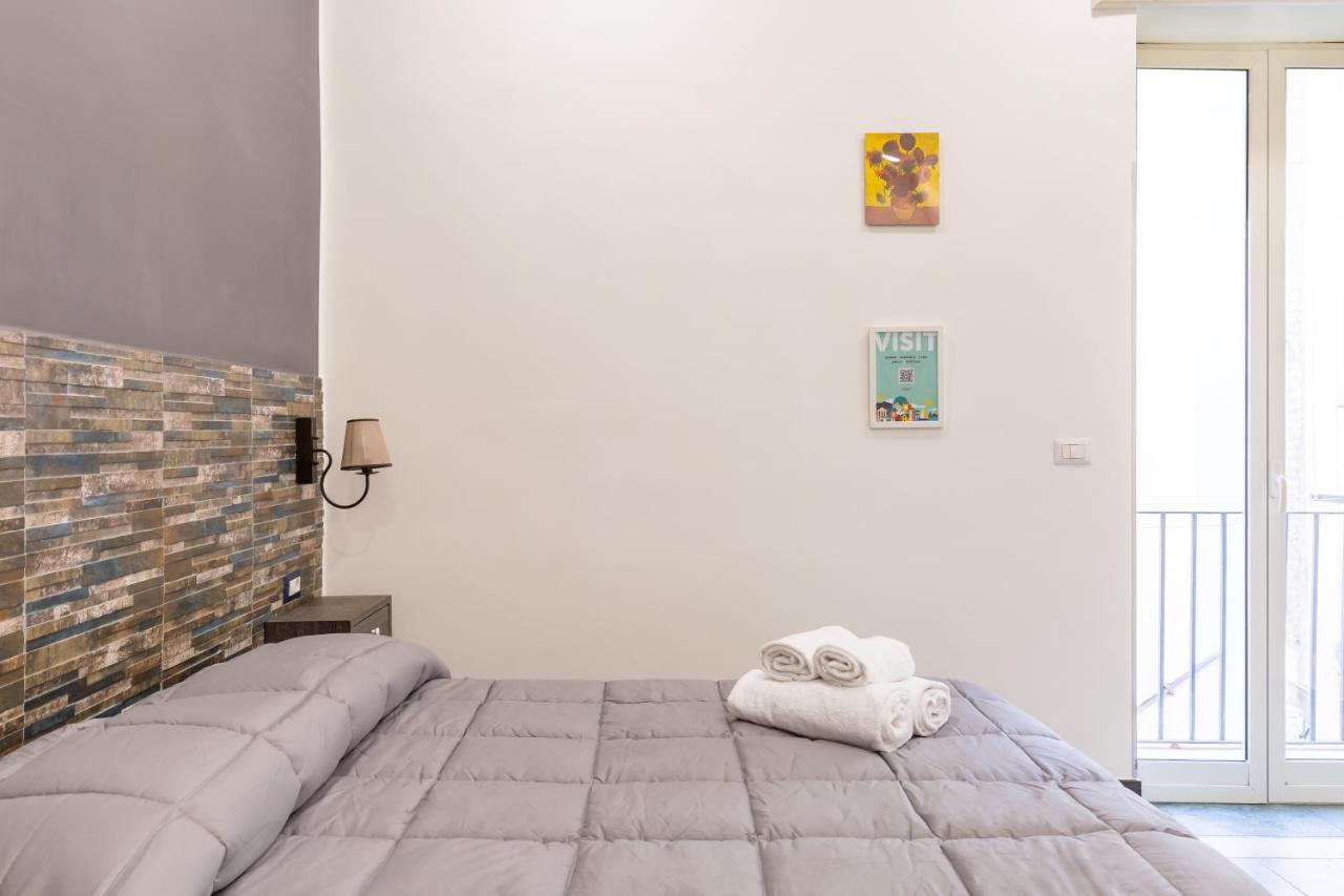 Gelso Complex Studios And Flat By Napoliapartments Exterior photo