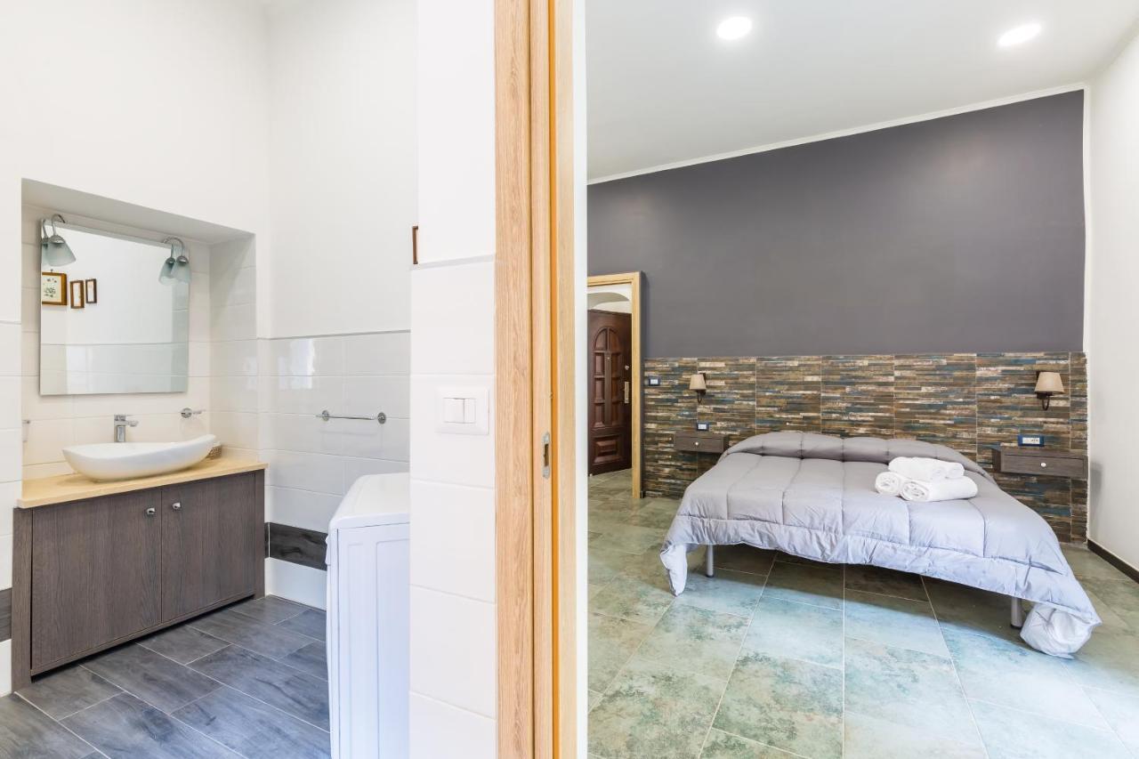 Gelso Complex Studios And Flat By Napoliapartments Exterior photo
