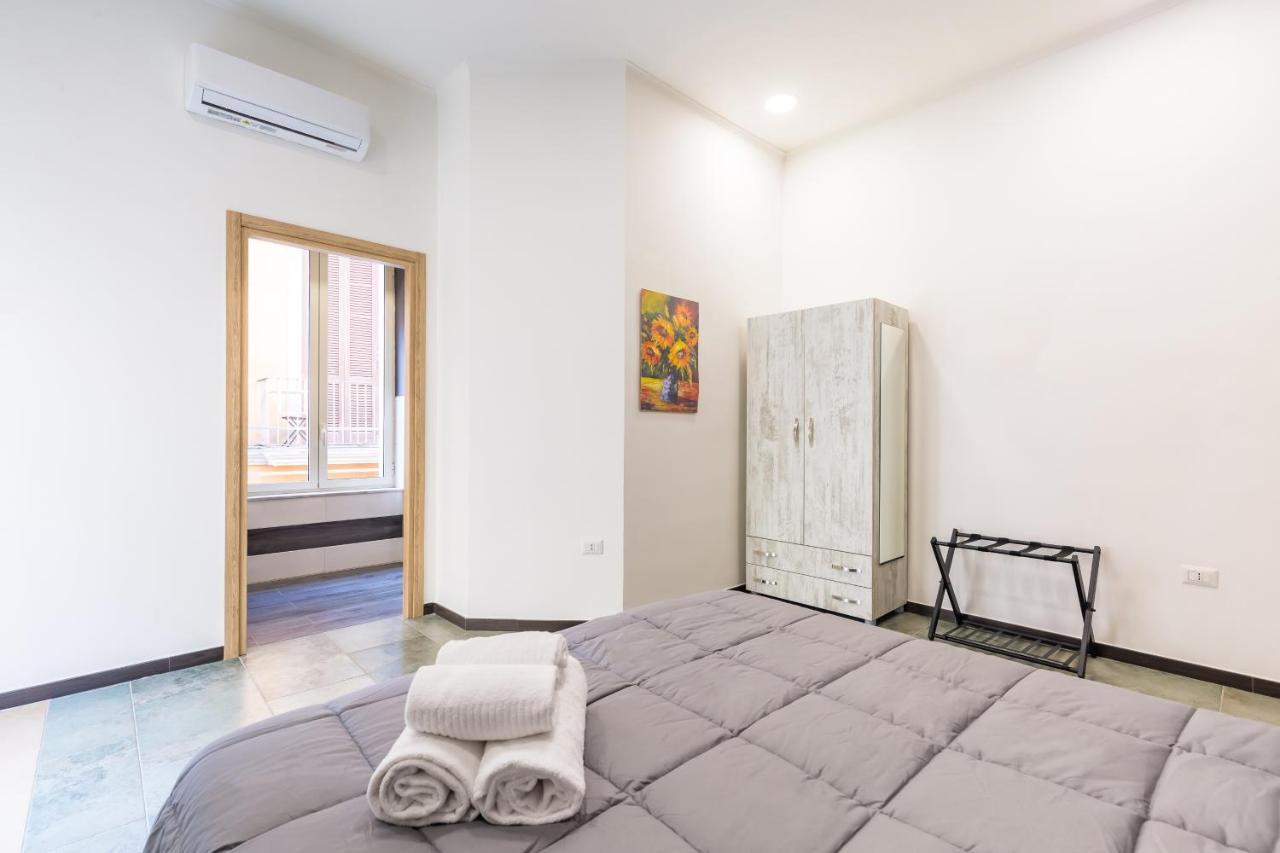 Gelso Complex Studios And Flat By Napoliapartments Exterior photo