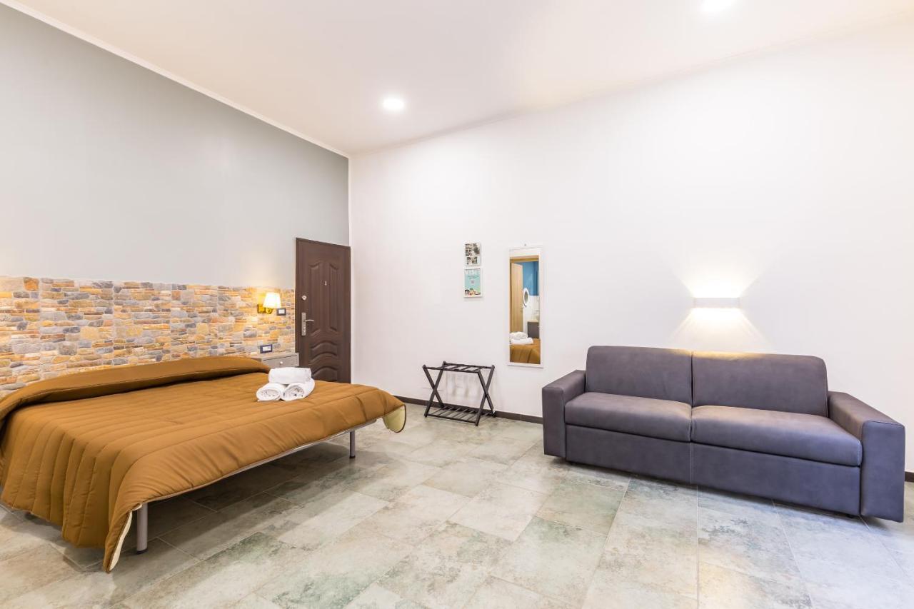 Gelso Complex Studios And Flat By Napoliapartments Exterior photo